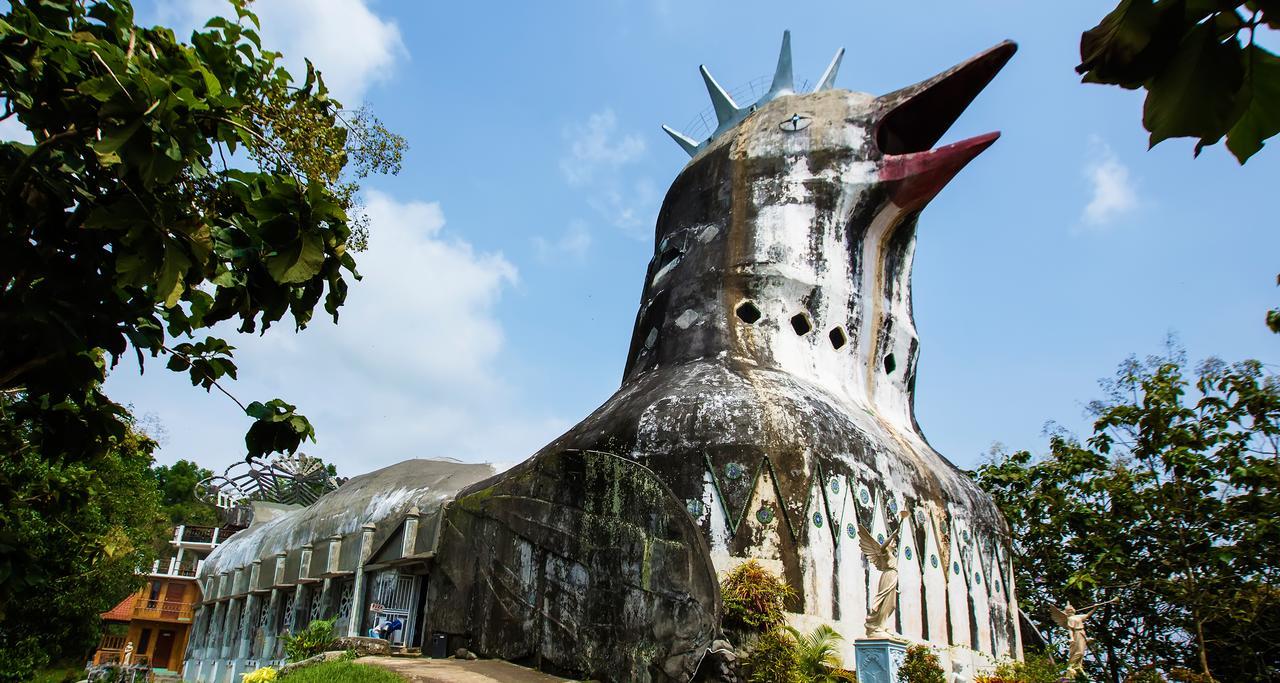 Atria Hotel Magelang Exterior photo